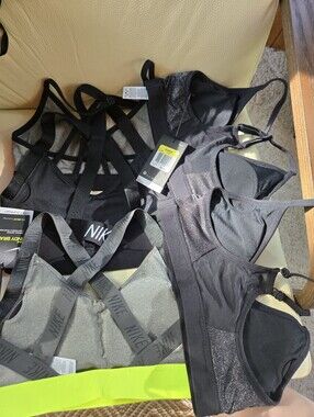 Lot Of 5 Nike Sports Bras Sized Small